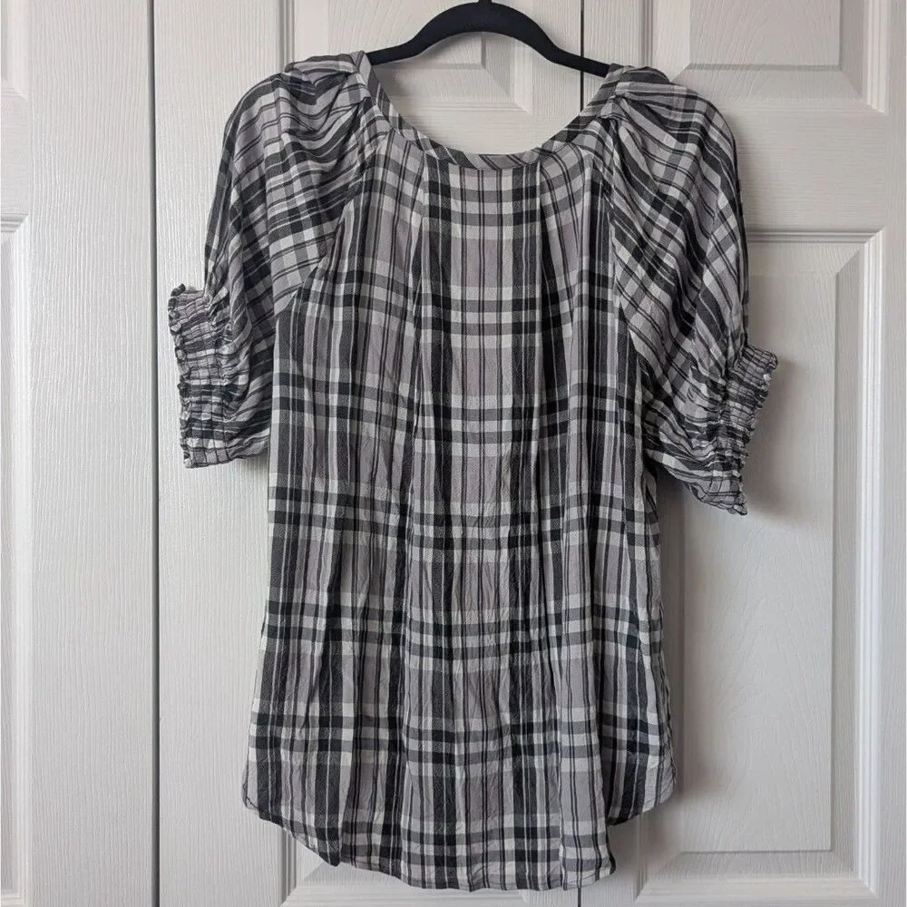 LOFT Puff Sleeve Split Neck Plaid Blouse Top Size Medium Soft Lightweight Casual